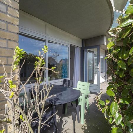 Lovely Apartment With Patio Callantsoog Exteriör bild