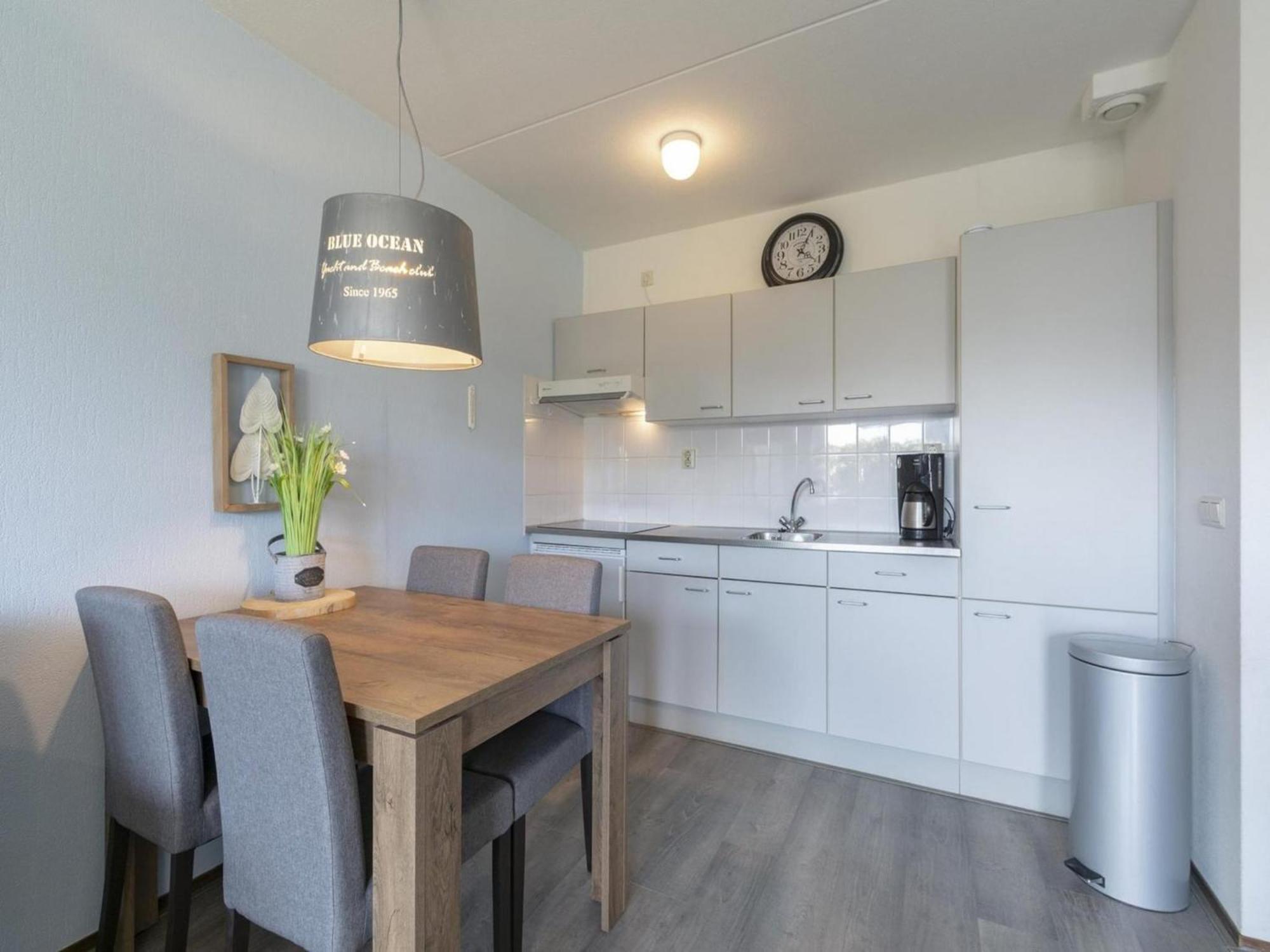 Lovely Apartment With Patio Callantsoog Exteriör bild